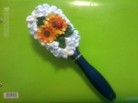 SPAZZOLA CON GIRASOLE COCCINELLA PORTAFORTUNA 
